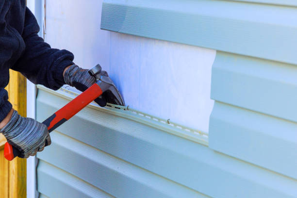 Reliable Vinyl Siding contractor in Clarendon Hills, IL by Creative Siding